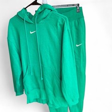 Nike Green Matching Tracksuit / Sweatsuit