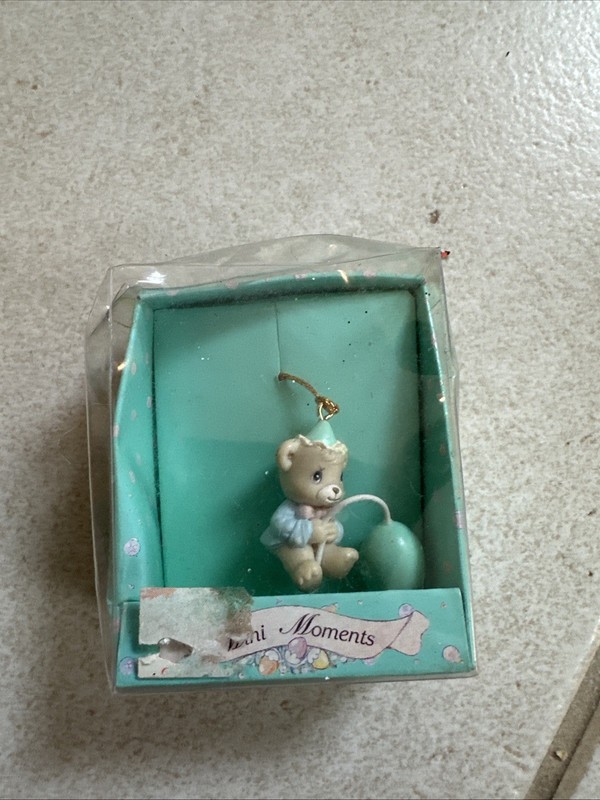 Enesco Precious Mini Moments 1994 Christmas Ornament #551716 Bear & Balloon