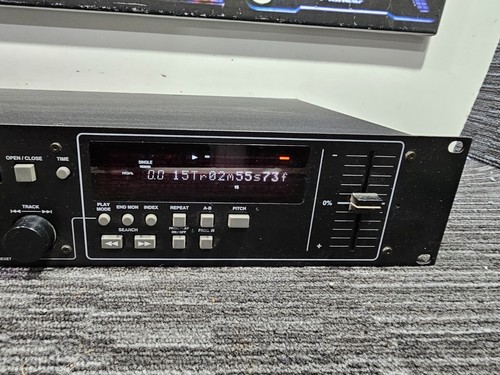 K658 Denon DN-C630 Broadcast CD Player XLR Ausgänge symmetrisch Analog Audio XLR - Bild 7 von 15