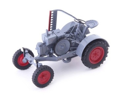 Kramer K18 Allesschaffer wehrmachtsgrau Limited Edition Modell von AutoCult 1:32