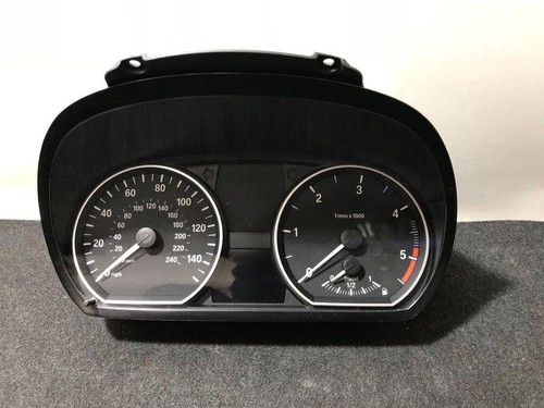 BMW 1 E81 Kombiinstrument 1024982 2.00 Diesel 2011 30994136