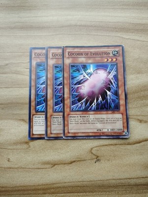 Yu-Gi-Oh! - Cocoon Of Evolution 3X - Complete Playset Of Cards