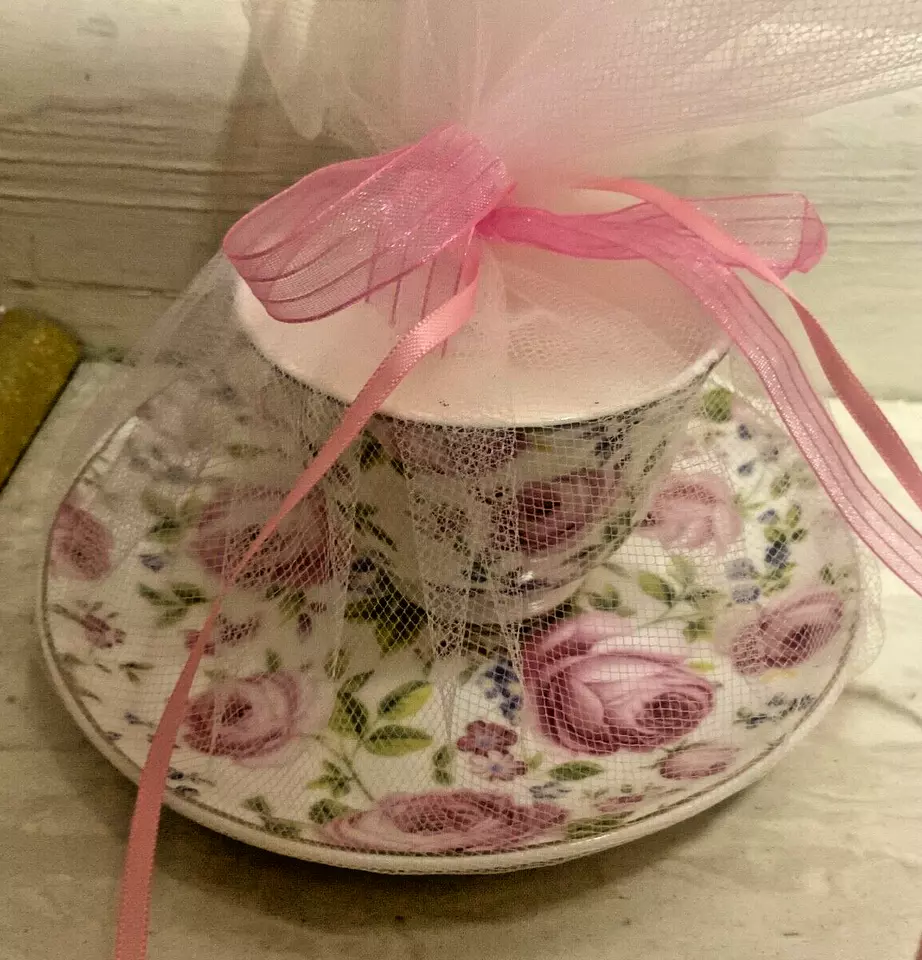 Grace's Teaware Cup And Saucer Tea Set Floral Design NEW - Image 3 of 4