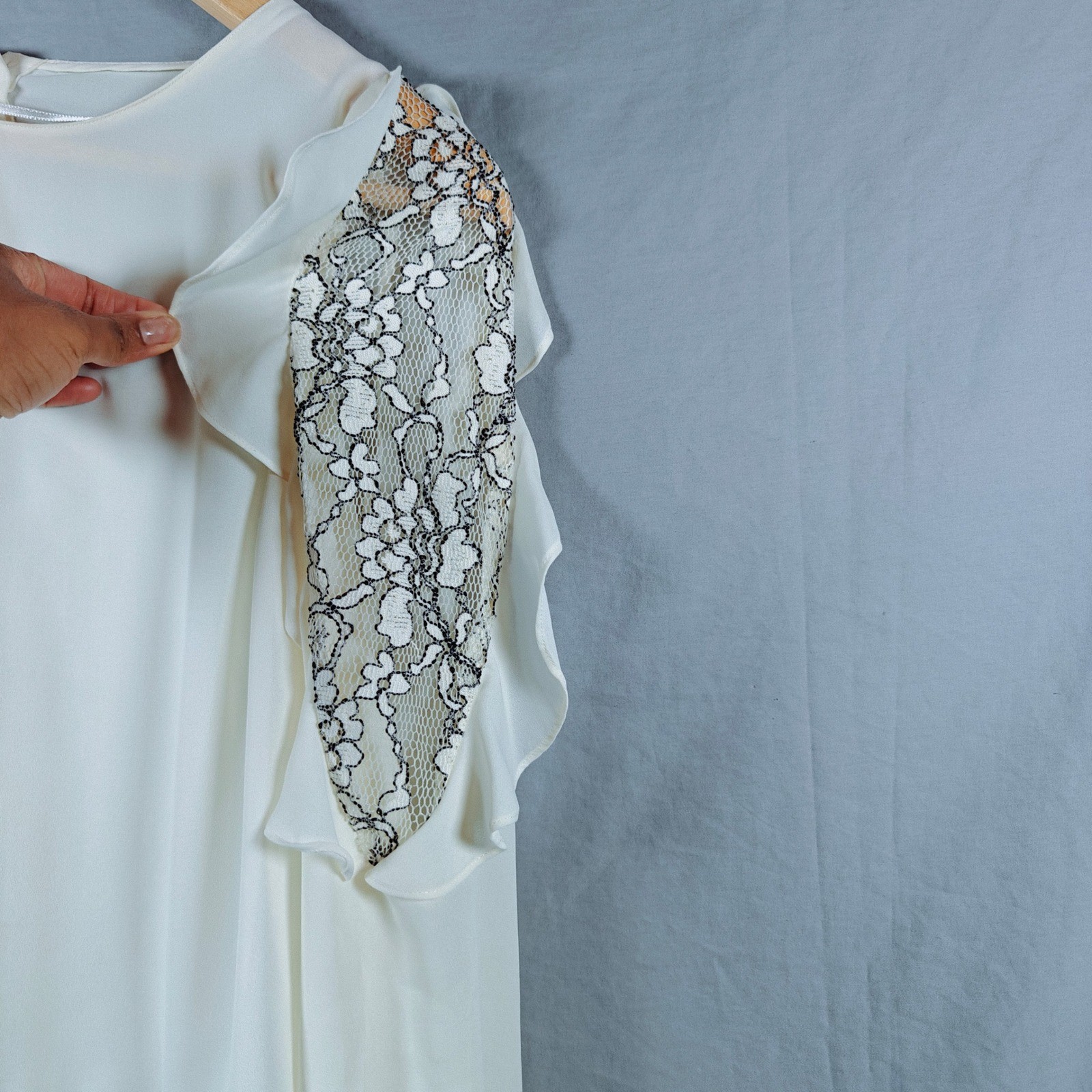 Zara Basic Collection White Lace Ruffle Sleeve Bl… - image 2