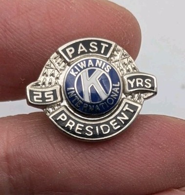 Kiwanis 25 Years Past President Lapel Pin