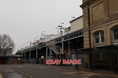 FOTO PUTNEY BRÜCKE UNTERIRDISCHER STATION DAS ZIEMLICH BEEINDRUCKENDE VIADUKT, AUF DEM T