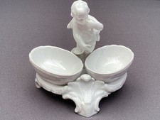 KPM Berlin Saliere mit Salzlecker aus der Serie Rocaille in Weiß