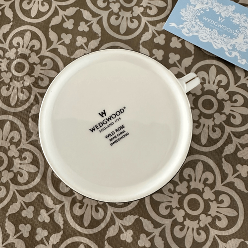 Wedgwood Archive Collection Wild Rose Black Bone China Coffee mug NEW rare! - Picture 7 of 11