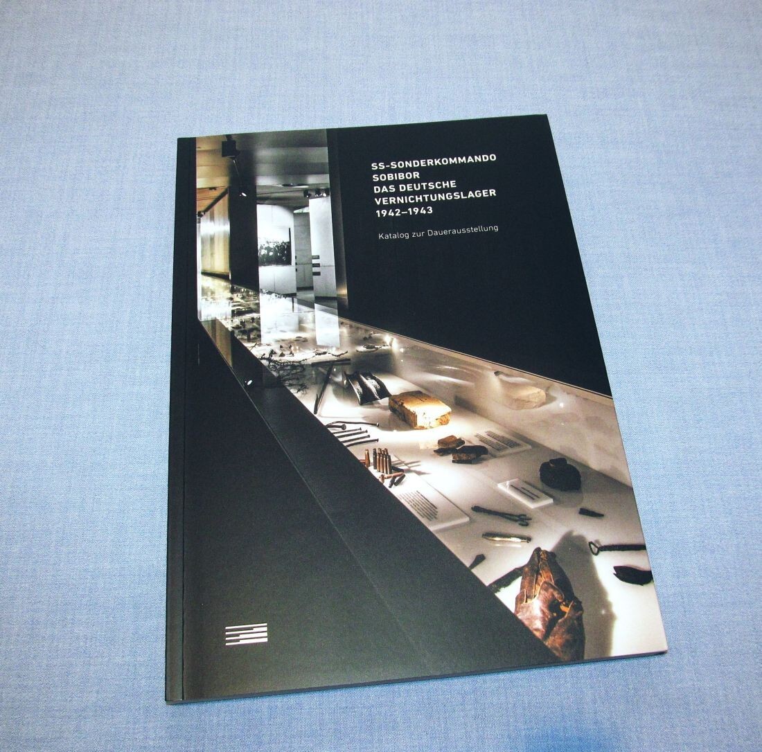 Foto 1 di 24