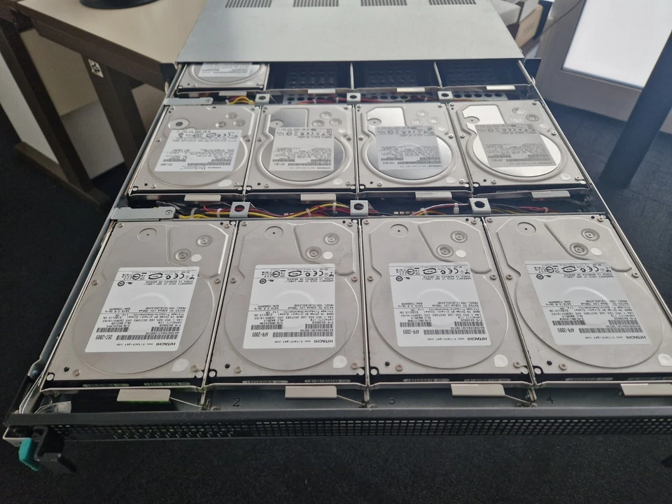 ASUS S2036 Server for BigData, CPU 2xIntel 3104, 32GB RAM, 36-bay HDD,480GB SSD - Immagine 3 di 4