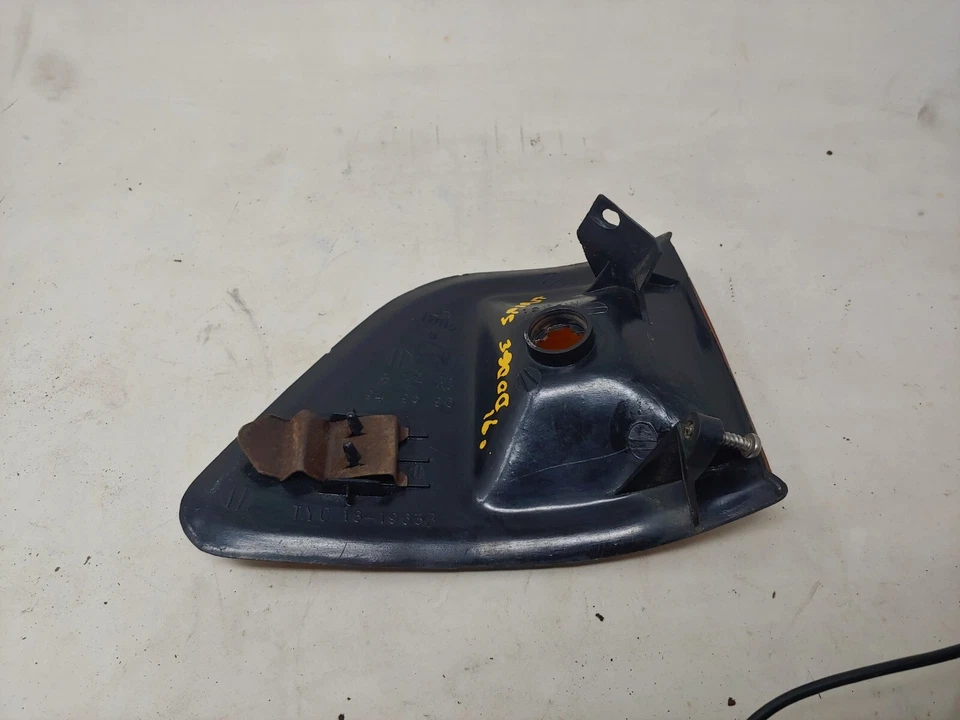 1989 - 1991 Dodge Spirit Turn Signal Corner Light Lamp Left Driver Side Lh Oem - Image 4 of 4