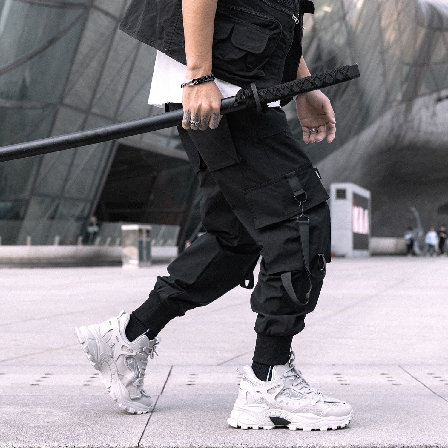 Niepce Men's Casual Cargo Pants Techwear Streetwear Trousers with Straps