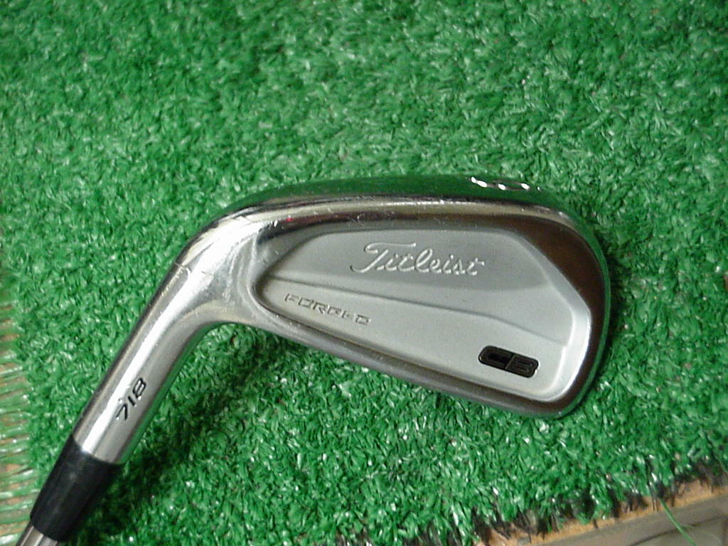 Titleist 718 CB Forged 8 Iron Regular Steel Shaft Golf Pride Grip Titleist 718 CB Forged 8 Iron Regular Steel Shaft Golf Pride Grip