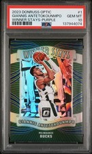 2023 PANINI DONRUSS OPTIC WINNER STAYS PURPLE #1 GIANNIS ANTETOKOUNMPO PSA 10