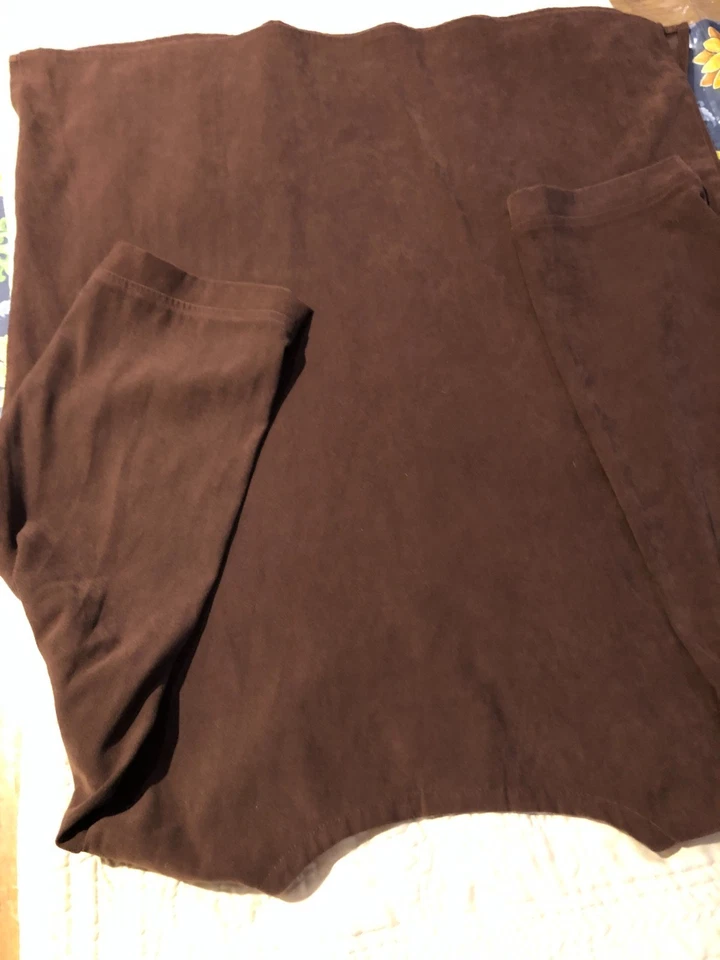 Женские шоколадно-коричневые медицинские скрабы с рукавом 3/4 от Upscale Scrub - Изображение 3 из 4