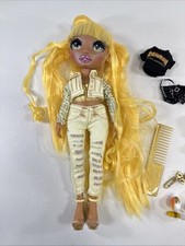 Rainbow High Doll Sunny Madison Series 1 Yellow Fashion Doll