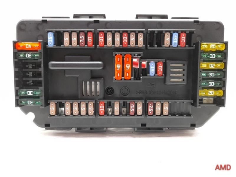 2014 BMW 3 Series 328i N20 N26 F30 F31 Fuse Box Engine 61149224866 61149337879