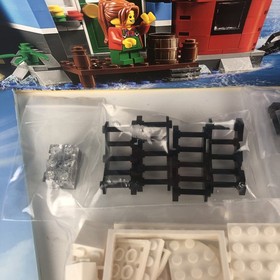 LEGO CREATOR Lighthouse Point 31051 Complete w/ Box Separator Orca Light Works 