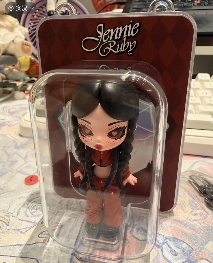 MINISO X Jennie Ruby Figurine limited Series keychain BLACKPINK