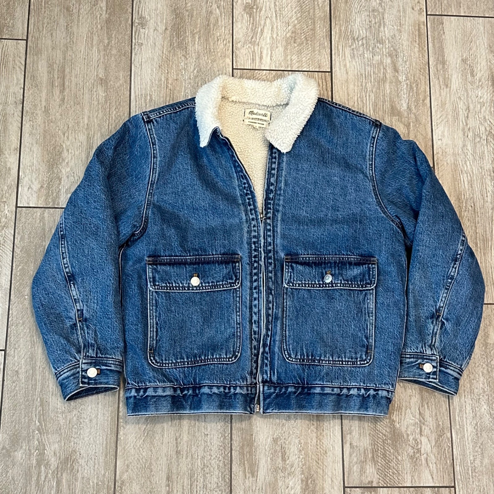 Madewell Oversized Sherpa-Lined Denim Jacket for Women in Medium Wash Blue