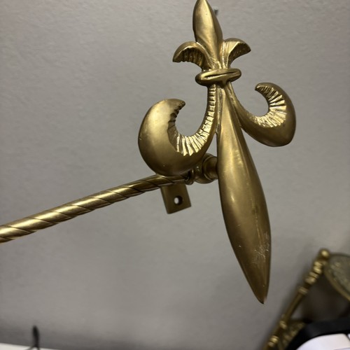 Vintage Brass Bath Towel Bar Rod Rack with Fleur De Lis Finials 26” - Picture 3 of 8
