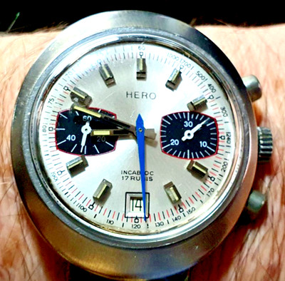 VINTAGE HERO CHRONOGRAPH, STAHL VERTIKALE ELLIPTISCHE FORM VALJOUX 7733