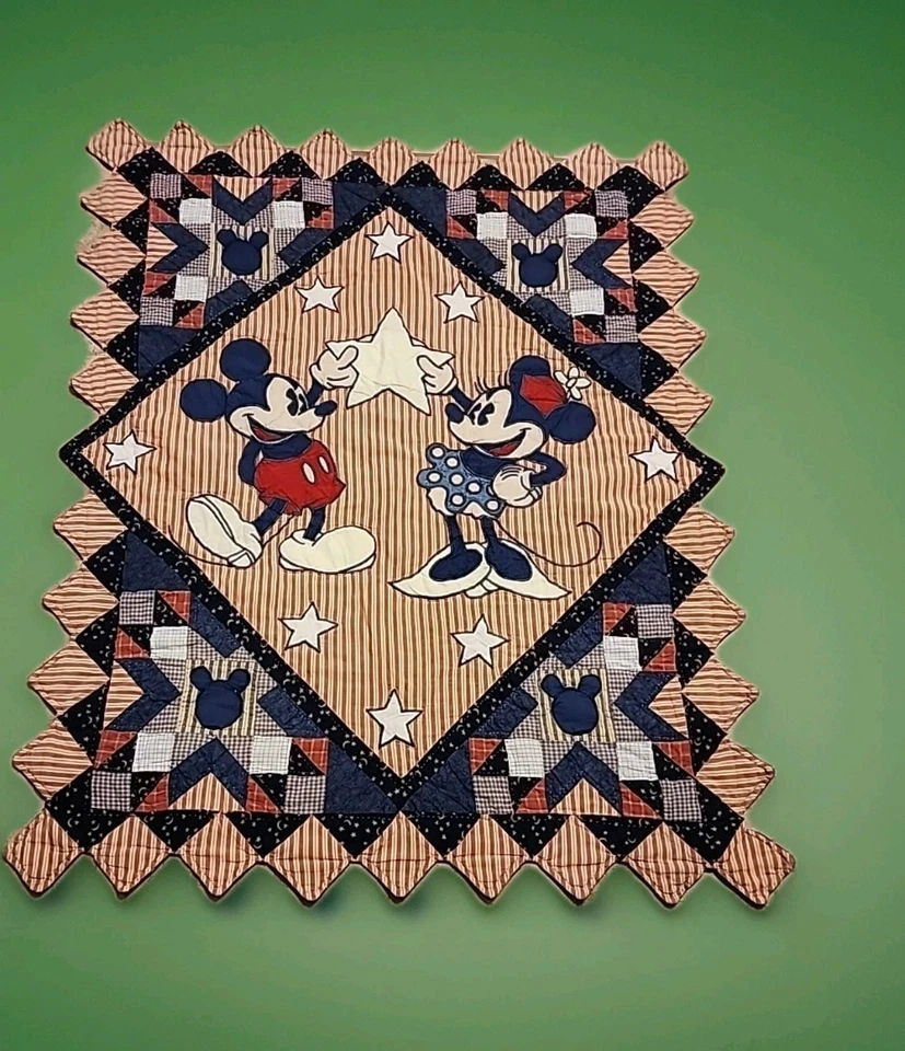 VTG EUC Disney Mickey Minnie Mouse Cotton Patchwork Quilt 40x32 Wallhanger - Image 2 of 4