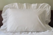 SET of 3 Vintage Eyelet Pillow Shams