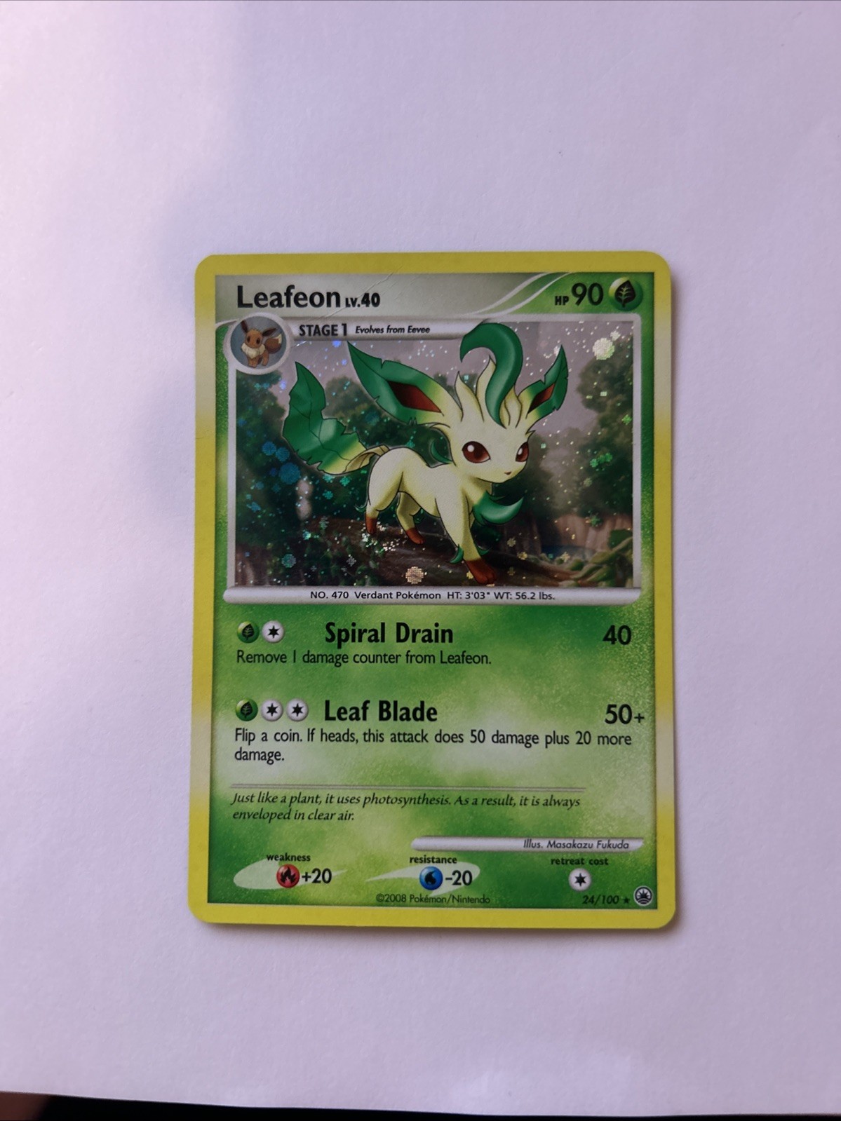 Leafeon 24/100 Majestic Dawn Holo Rare