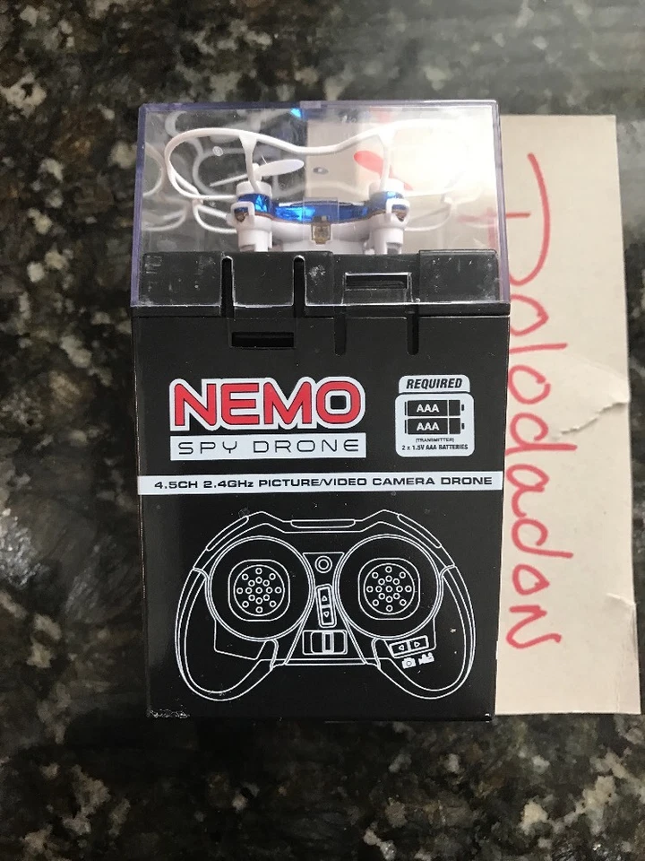 World Tech Toys 2.4Ghz Nemo Spy Drone - Video/Picture Camera 4.5 Channel RC - Image 4 of 4