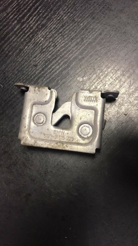 7115229 BMW 3ER E90 E91 E92 RHD MOTORHAUBE HOOD LOCK CATCH