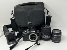 Olympus E-410  DSLR Camera Body W/ Lens & Accessories  Read Partially Tested