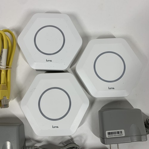 Luma Mesh Wi-Fi Wireless Whole Home Wi-Fi Router Surround Extender System 3-pack - Picture 2 of 7