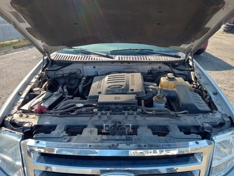 二手速度计 适合:2007 年 福特 Expedition 集群地板移位 MPH 带混乱 — 第 2/4 张图片