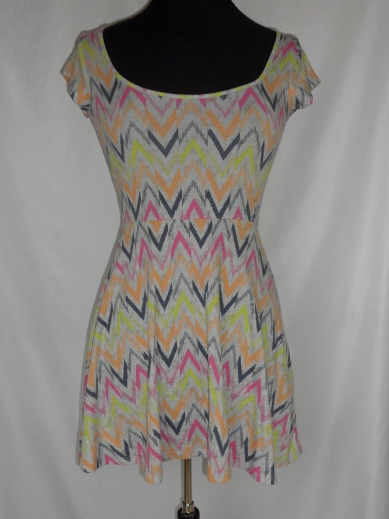 American Eagle Sundress Small Gray Chevron Print Open Back-image