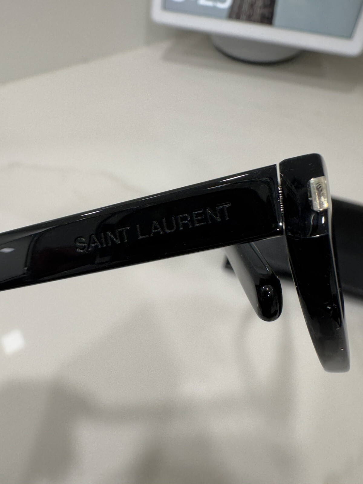 Occhiali da sole SAINT LAURENT EYEWEAR occhio di gatto acetato pagati $500