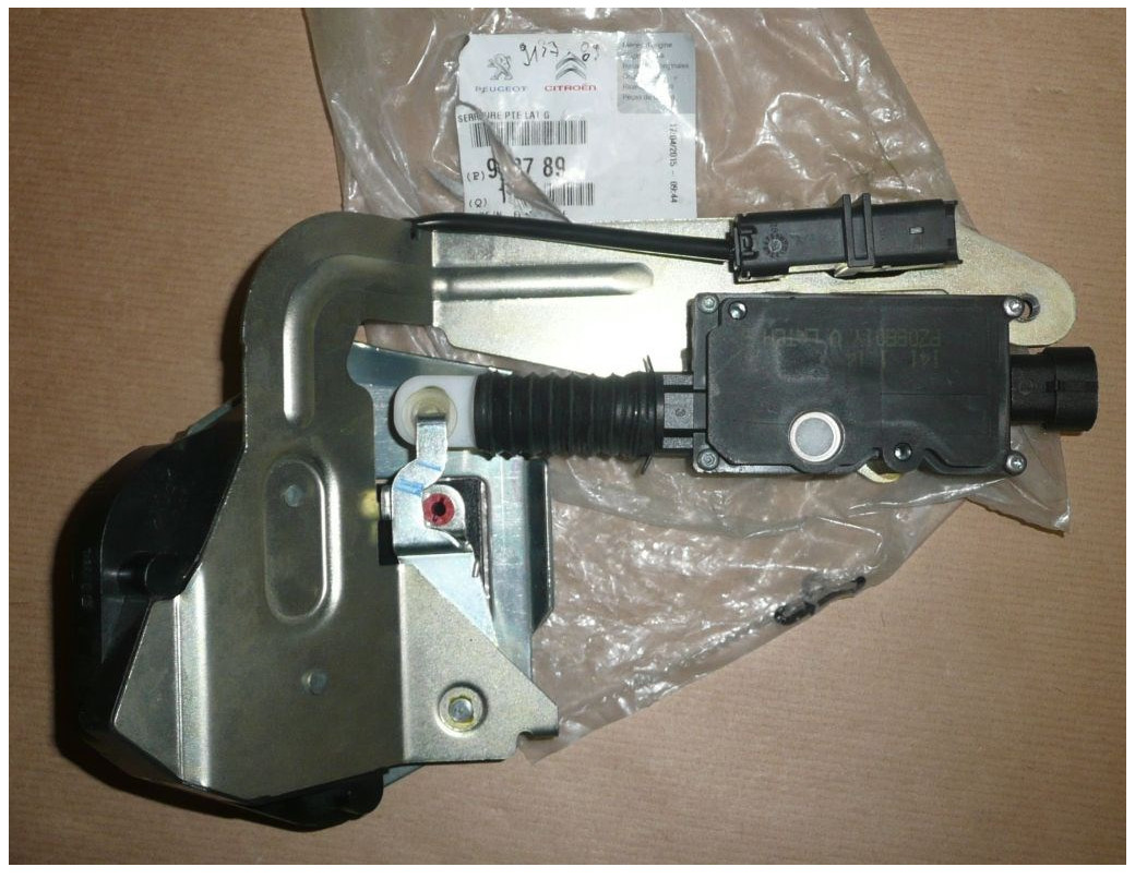 Serrure porte arrière coulissante Peugeot 807 Citroën C8 mécanisme fermeture 913789 électrique
