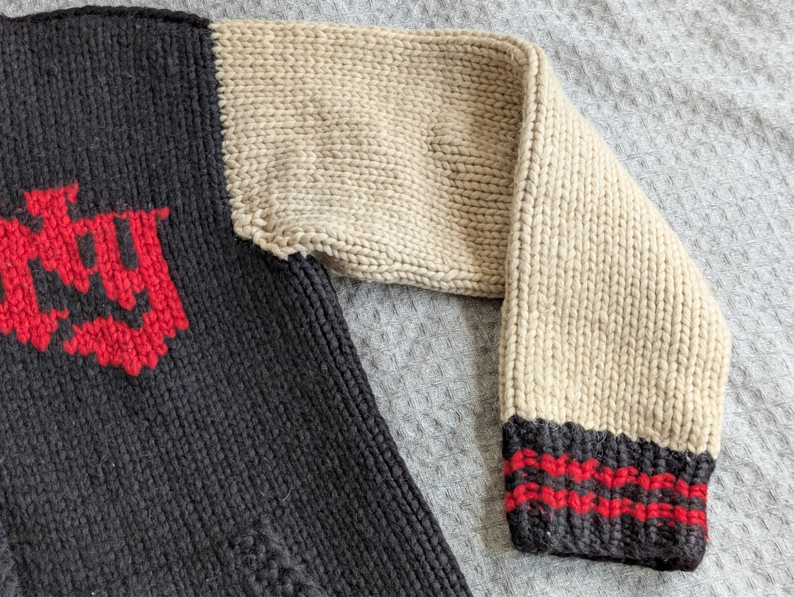 Supreme Sweater Jacket Adult Medium Black Cowichan Full Zip Wool NY Canada