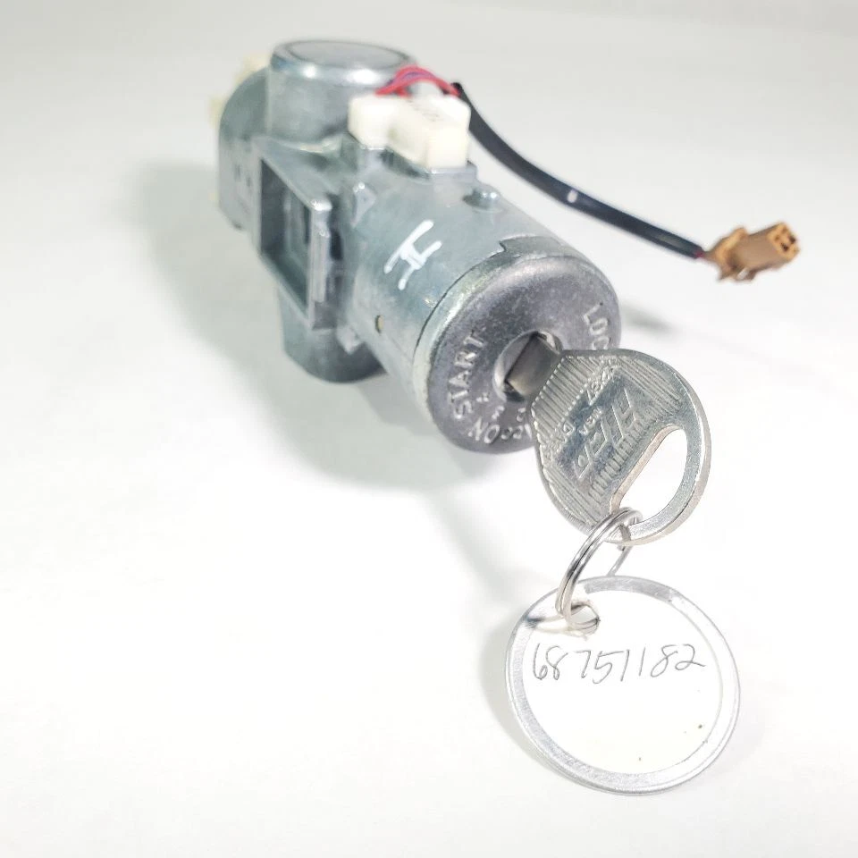 Interruptor de encendido con llave OEM 2002 Nissan Sentra Foto 4 de 4