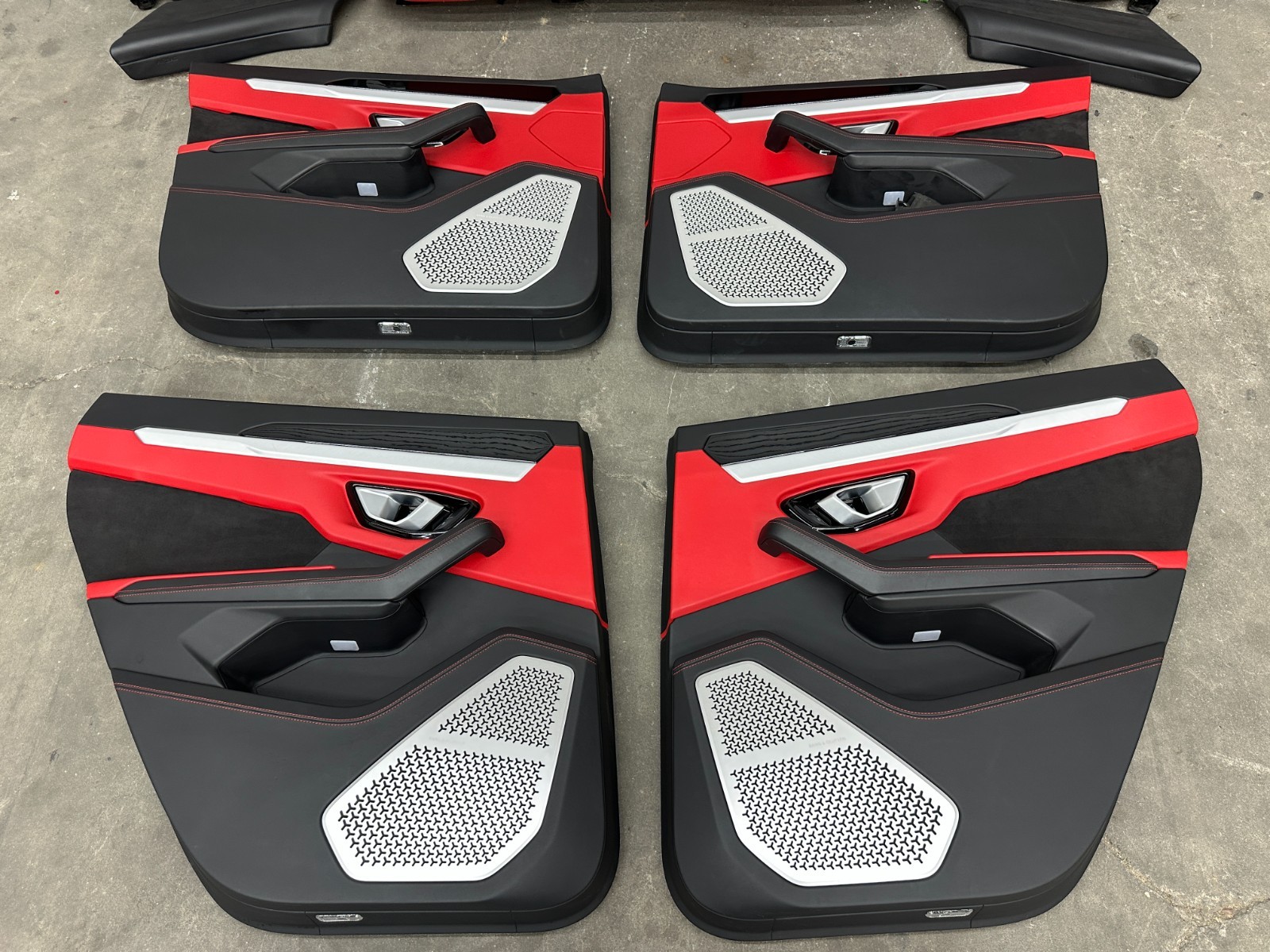 2018-2024 LAMBORGHINI URUS FRONT REAR RED SEATS DOOR PANEL SET OEM