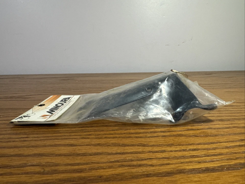 Minoura Water Bottle Cage Mount Holder QA102515 Black - Изображение 3 из 4