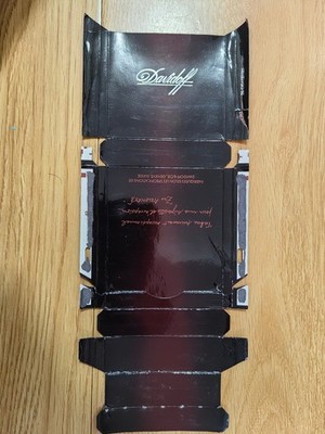 opened empty cigarette hard wild pack--100 mm-Germany-Davidoff