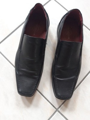 schwarze Lederschuhe Halbschuhe Slipper in  Größe 43 von Memphis one