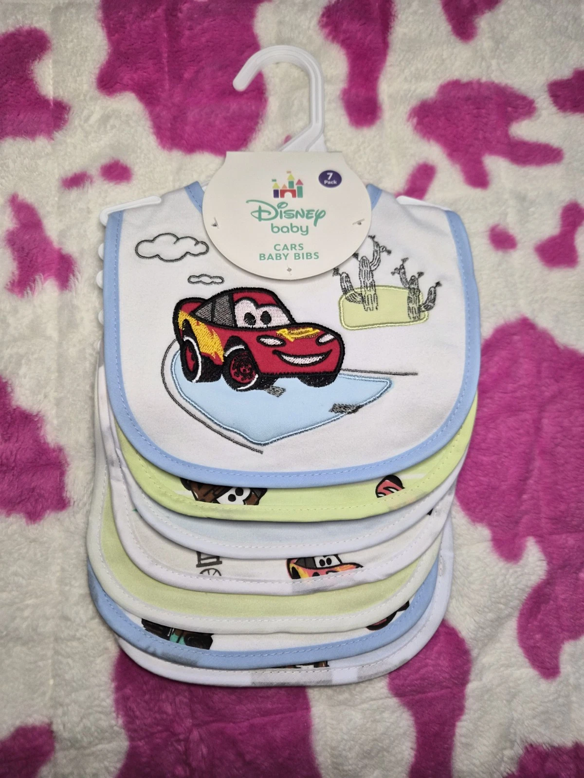 Disney Pixar Cars Lightning McQueen & Mater 7-Pack Baby Bibs - New
Opens in a new window or tab