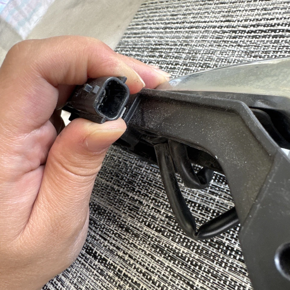 2011-2017 Infiniti QX56 QX80 Front Left Driver Side Exterior Door Handle OEM - Imagem 3 de 4