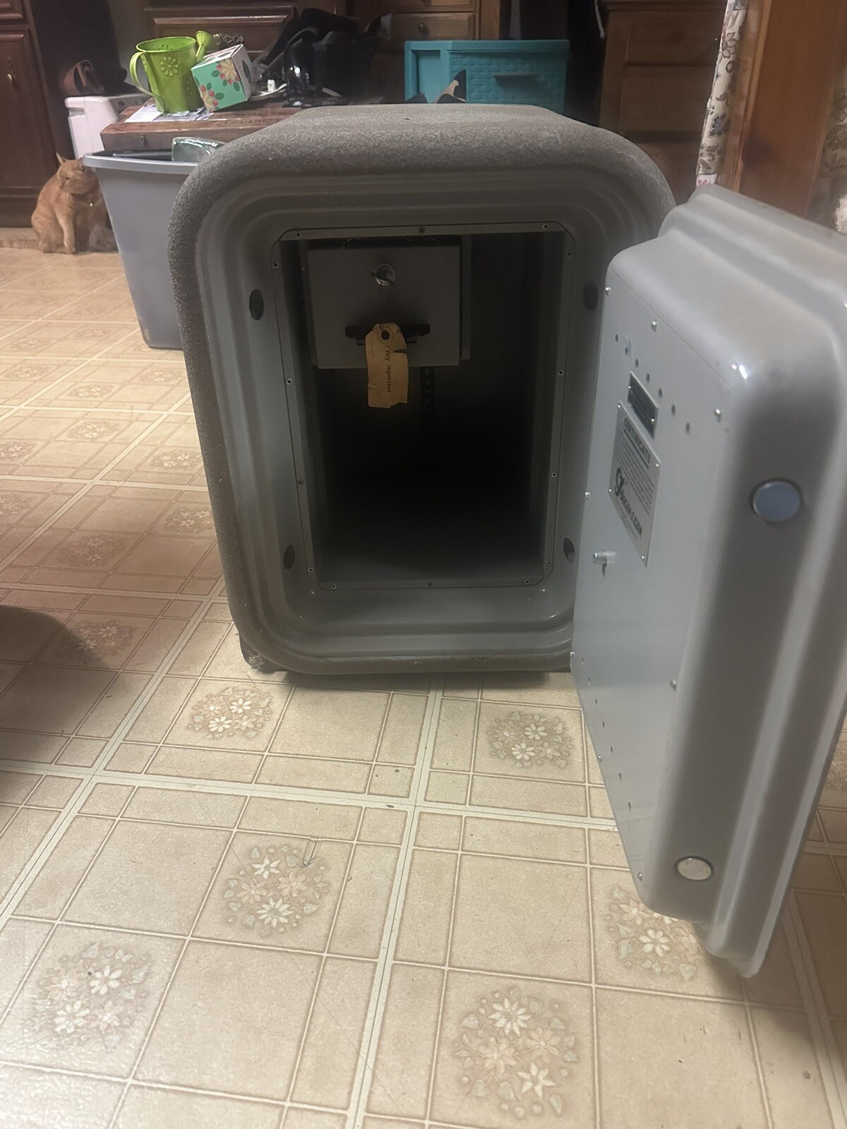 Picture 2 of 5
