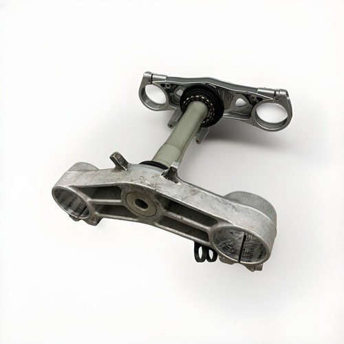 2005-2006 KAWASAKI NINJA ZX6R 636 TRIPLE TREE CLAMPS FORK BRACKET OEM 2005 - Picture 16 of 16