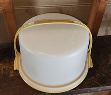 VTG Tupperware Cake Carrier Round 684-5 With Handle and Lid 683-5 Harvest Gold