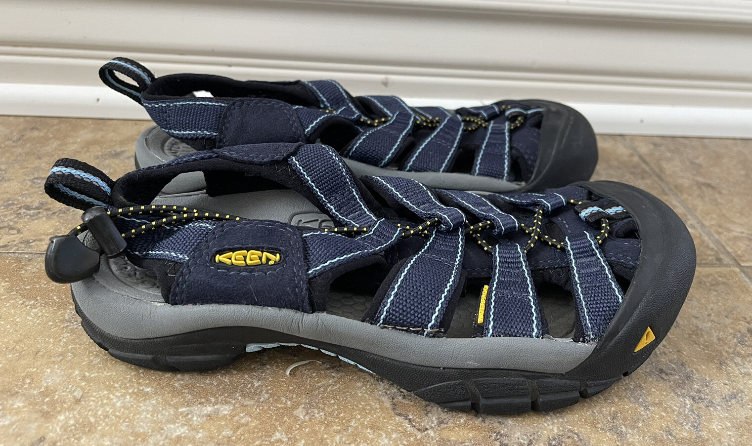 Scarpe da trekking Keen blu impermeabili donna taglia 6