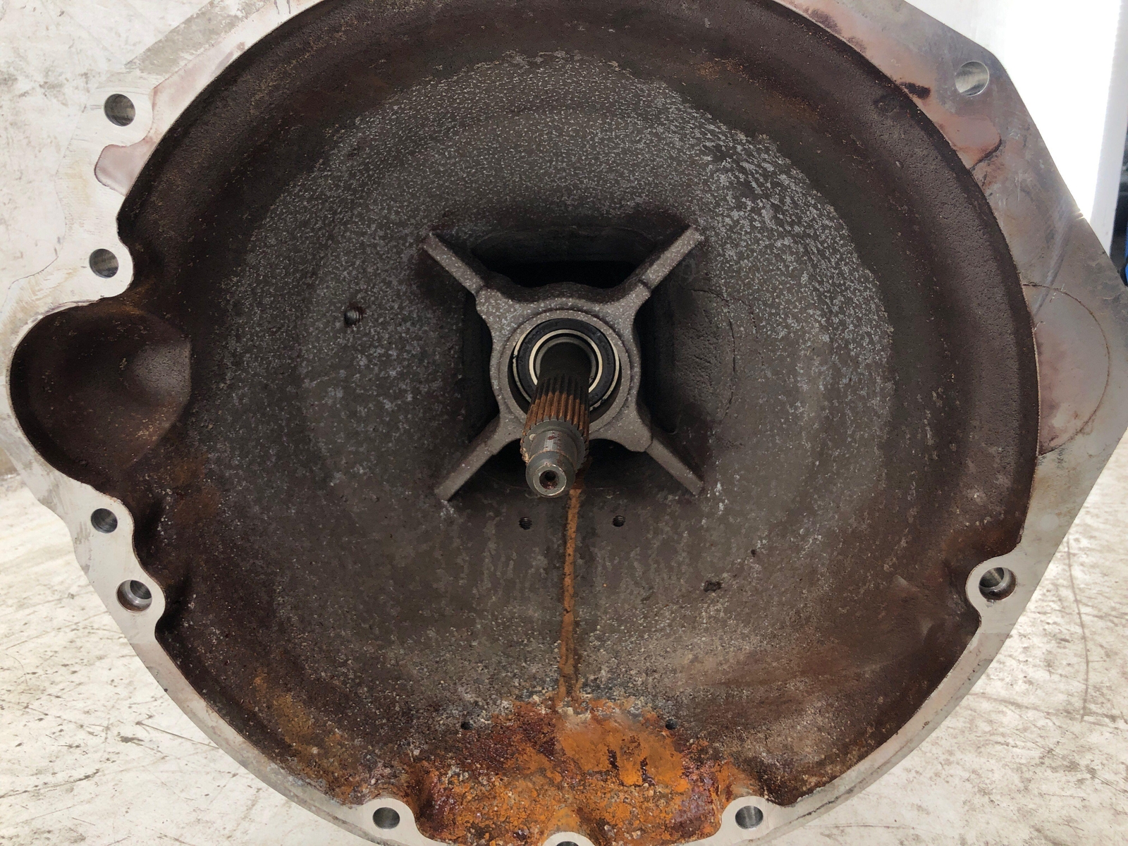 ASTON MARTIN RAPIDE 5.9L REAR DRIVE SHAFT TORQUE TUBE AUTOMATIC TRANMISSION OEM